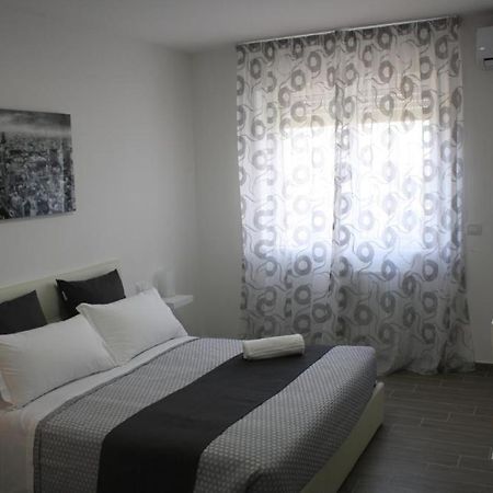 Airport Bari - Palese 2 Bed and Breakfast Εξωτερικό φωτογραφία